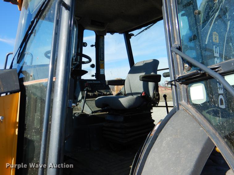 image for item DF2126 2012 John Deere 710K backhoe