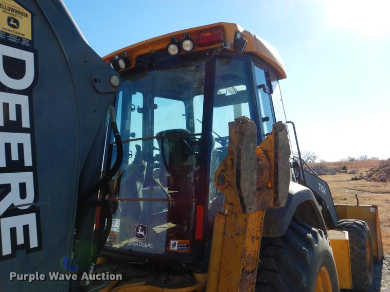 image for item DF2126 2012 John Deere 710K backhoe