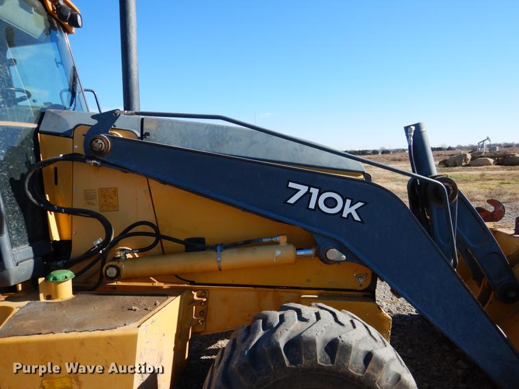 image for item DF2126 2012 John Deere 710K backhoe