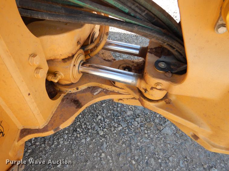 image for item DF2126 2012 John Deere 710K backhoe