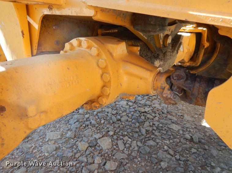 image for item DF2126 2012 John Deere 710K backhoe