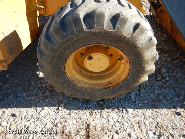 image for item DF2126 2012 John Deere 710K backhoe