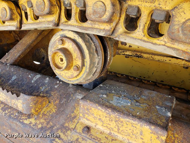image for item DF2481 1997 Caterpillar D5C dozer