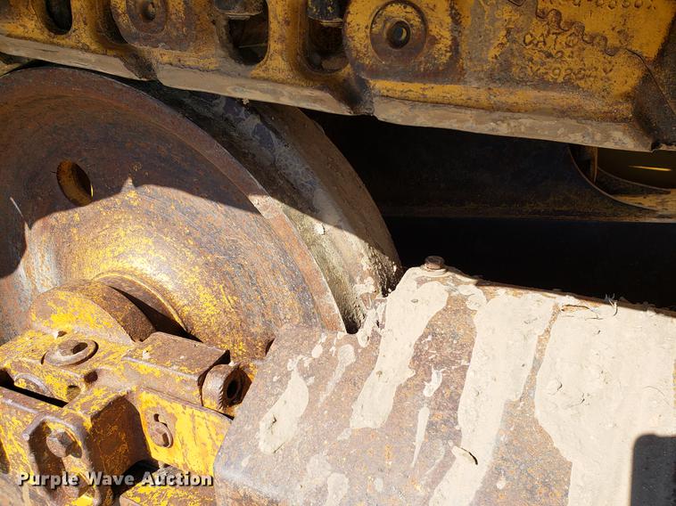image for item DF2481 1997 Caterpillar D5C dozer