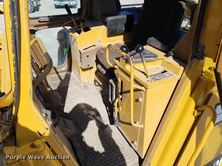 image for item DF2482 1995 Caterpillar 963B track loader