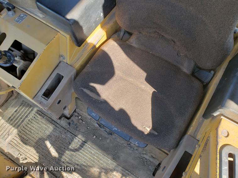 image for item DF2482 1995 Caterpillar 963B track loader