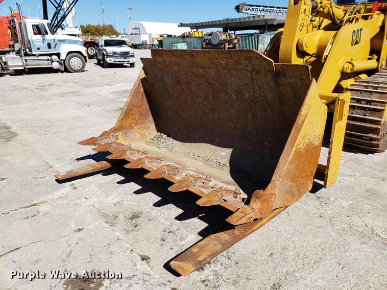 image for item DF2482 1995 Caterpillar 963B track loader