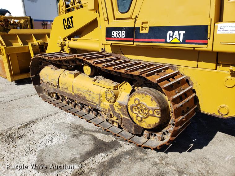 image for item DF2482 1995 Caterpillar 963B track loader