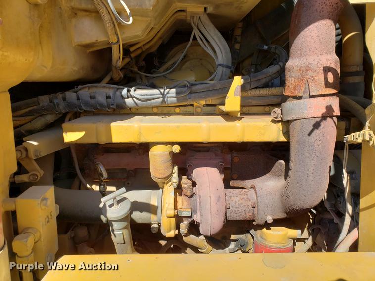 image for item DF2482 1995 Caterpillar 963B track loader