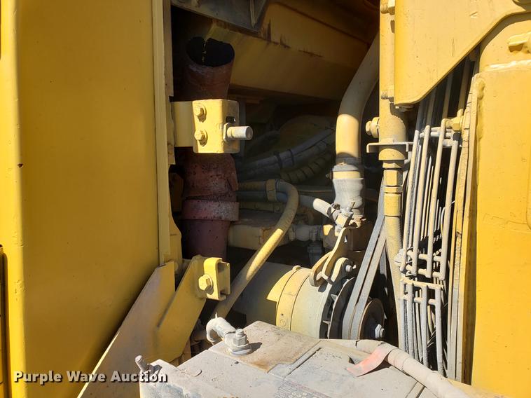 image for item DF2482 1995 Caterpillar 963B track loader