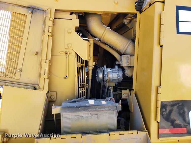 image for item DF2482 1995 Caterpillar 963B track loader