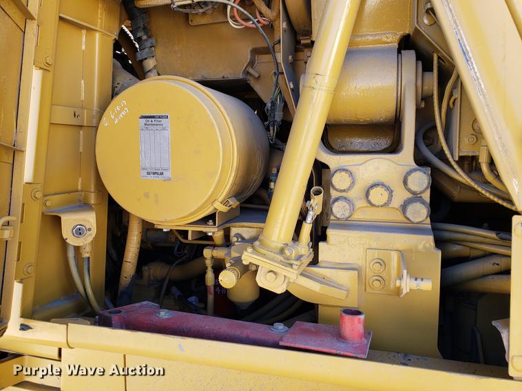 image for item DF2482 1995 Caterpillar 963B track loader