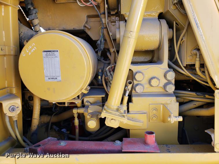 image for item DF2482 1995 Caterpillar 963B track loader