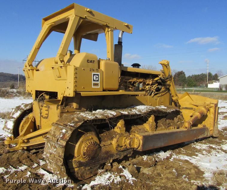 image for item DF3897 1975 Caterpillar D8K dozer