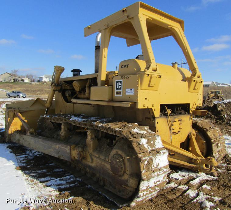 image for item DF3897 1975 Caterpillar D8K dozer