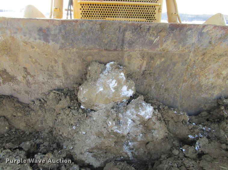 image for item DF3897 1975 Caterpillar D8K dozer