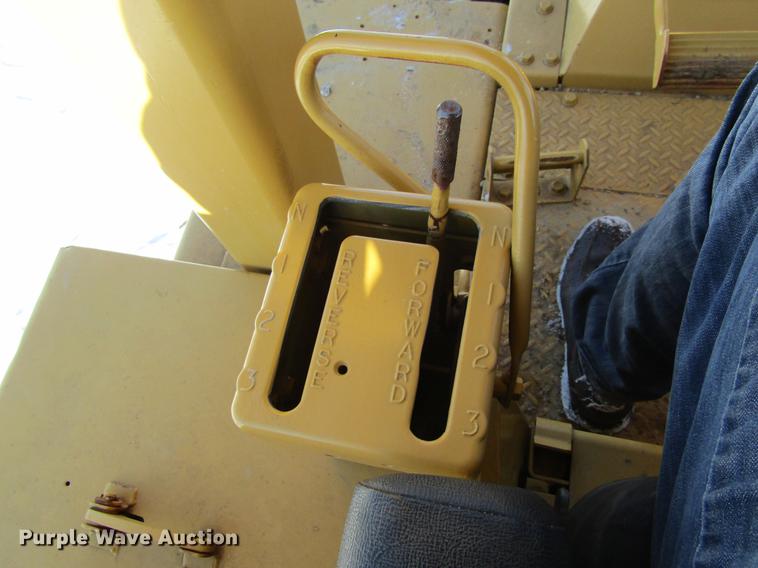 image for item DF3897 1975 Caterpillar D8K dozer