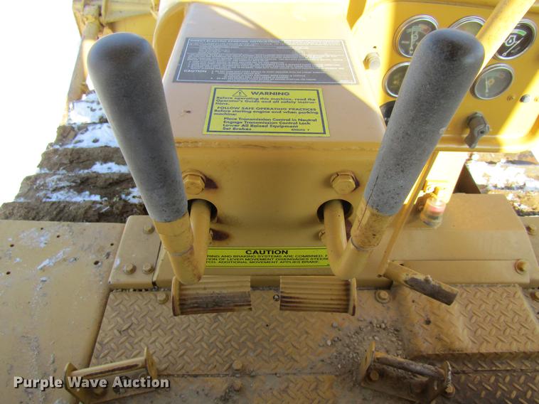 image for item DF3897 1975 Caterpillar D8K dozer
