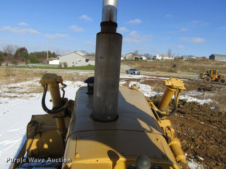 image for item DF3897 1975 Caterpillar D8K dozer