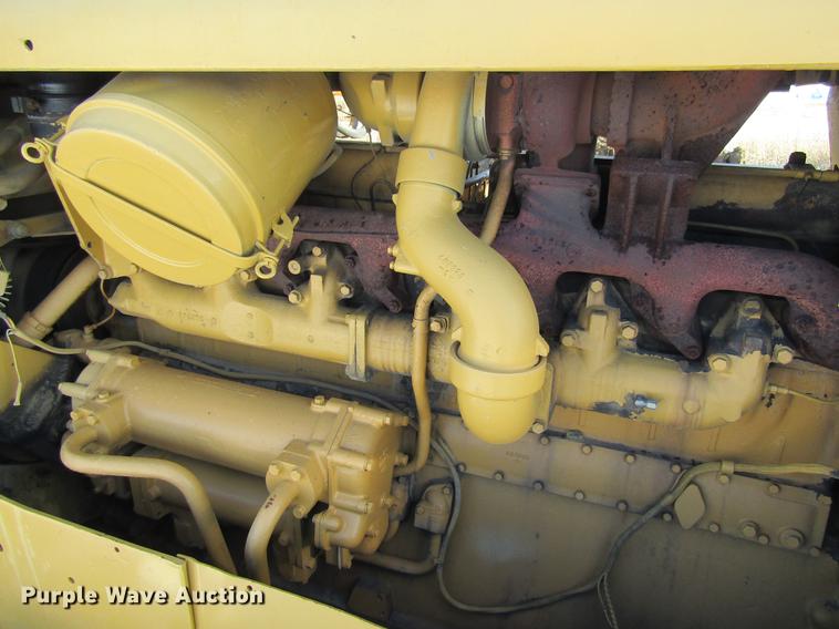 image for item DF3897 1975 Caterpillar D8K dozer