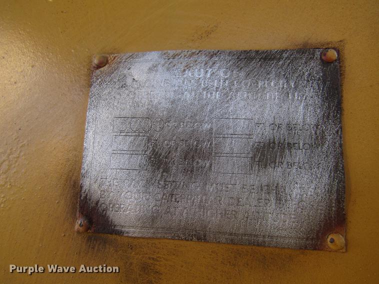 image for item DF3897 1975 Caterpillar D8K dozer