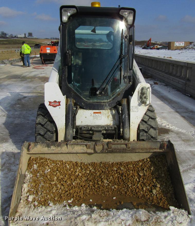 image for item DF3898 2015 Bobcat S570 skid steer