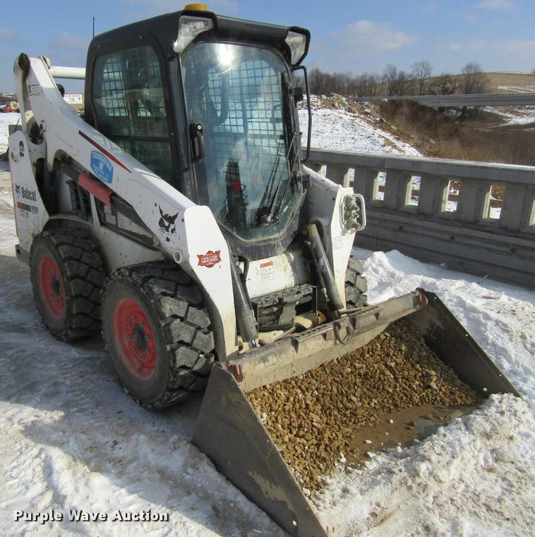 image for item DF3898 2015 Bobcat S570 skid steer