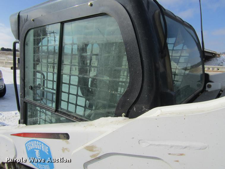 image for item DF3898 2015 Bobcat S570 skid steer
