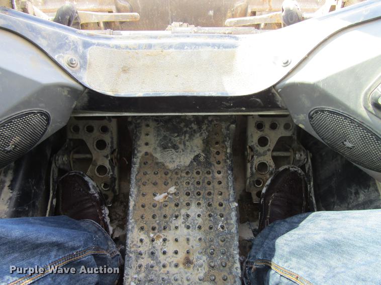 image for item DF3898 2015 Bobcat S570 skid steer