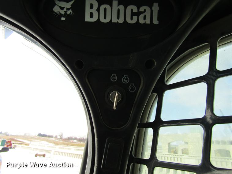 image for item DF3898 2015 Bobcat S570 skid steer