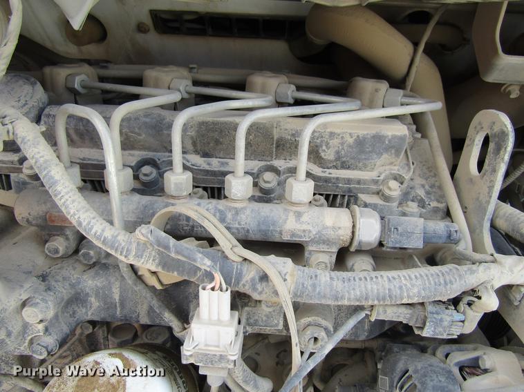 image for item DF3898 2015 Bobcat S570 skid steer