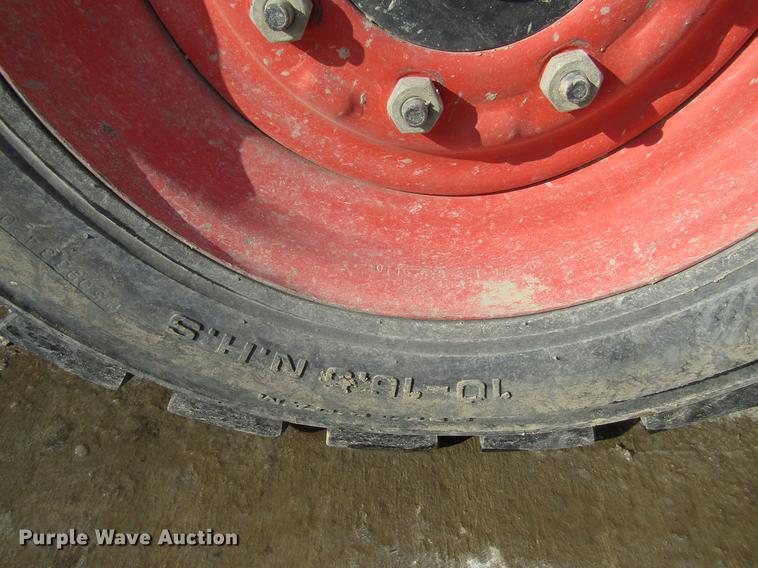 image for item DF3898 2015 Bobcat S570 skid steer