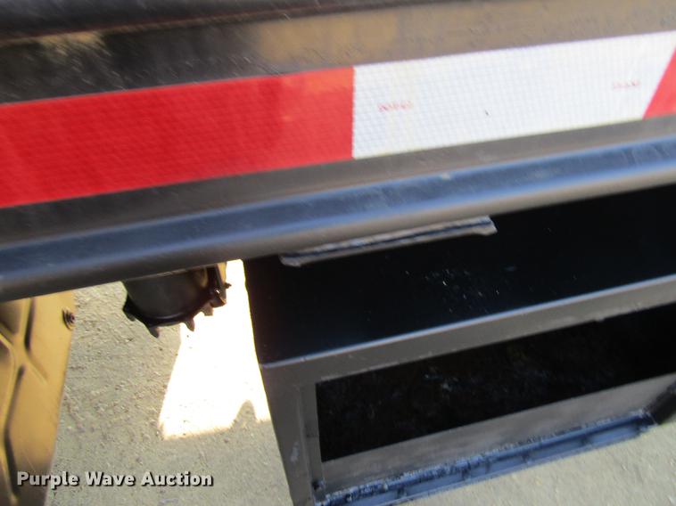 image for item DF3899 1990 International 4900 dump truck