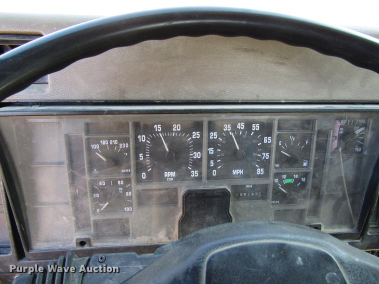 image for item DF3899 1990 International 4900 dump truck