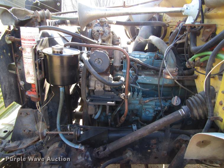 image for item DF3899 1990 International 4900 dump truck