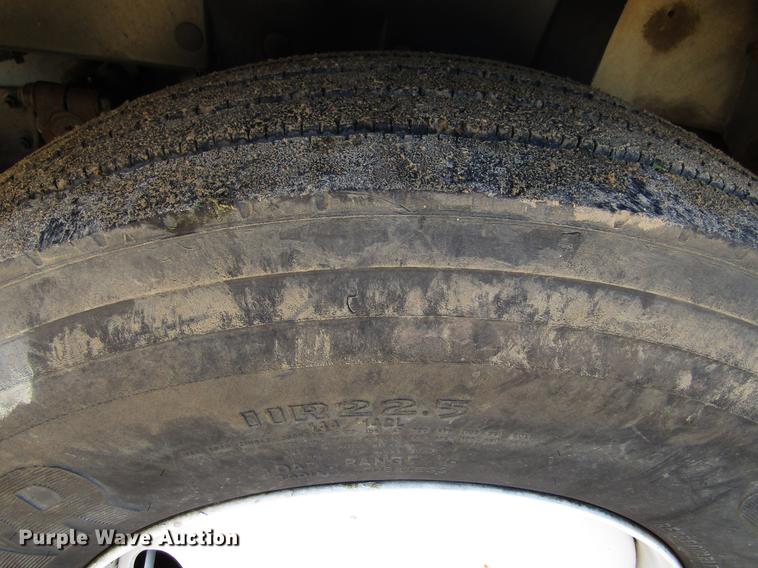 image for item DF3899 1990 International 4900 dump truck