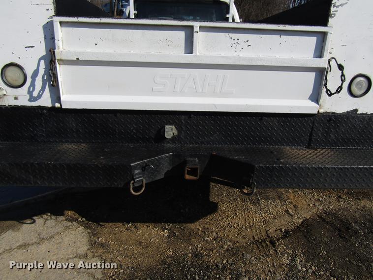 image for item DF3902 2004 Ford F550 Super Duty Crew Cab utility truck