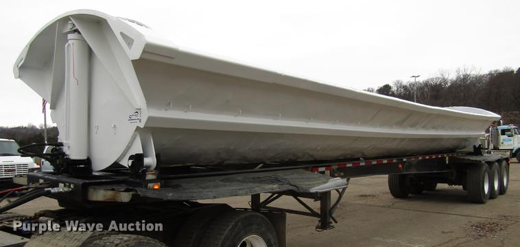 image for item DF3904 1999 Smithco side dump trailer