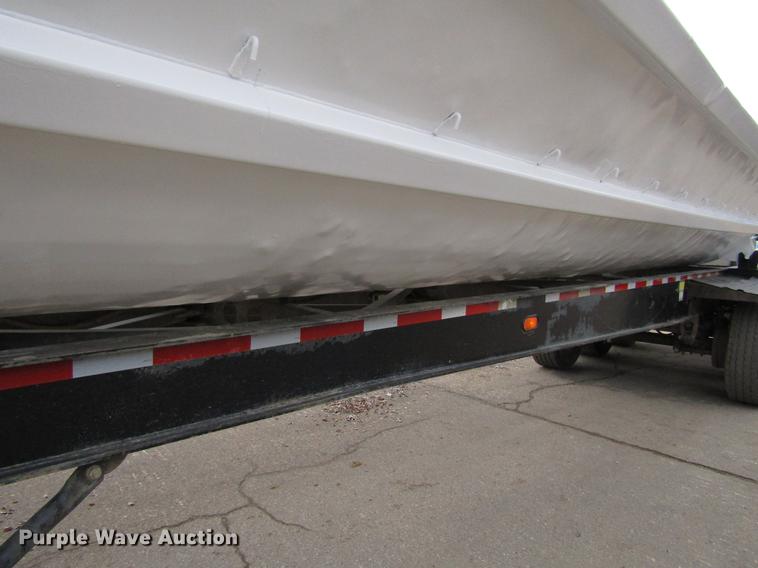 image for item DF3904 1999 Smithco side dump trailer