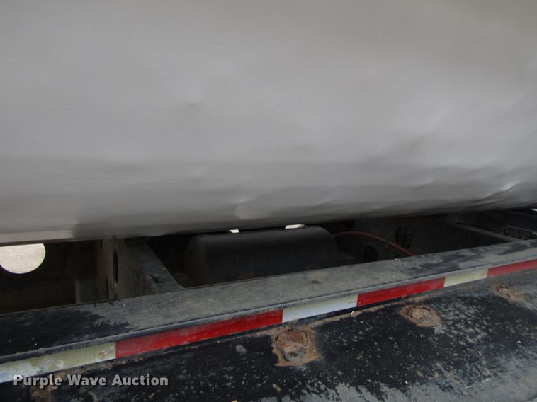 image for item DF3904 1999 Smithco side dump trailer