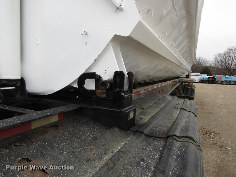 image for item DF3904 1999 Smithco side dump trailer