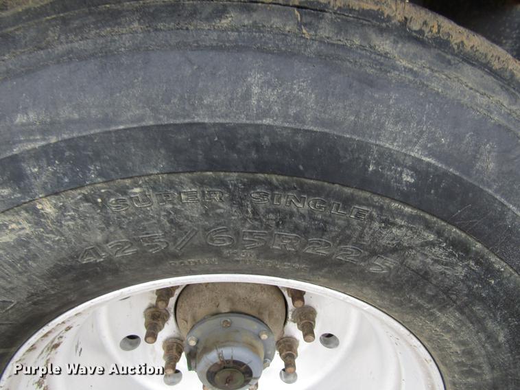 image for item DF3904 1999 Smithco side dump trailer