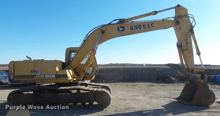 image for item DG2809 John Deere 690E LC excavator