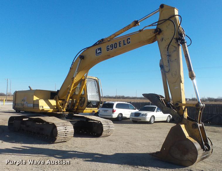 image for item DG2809 John Deere 690E LC excavator
