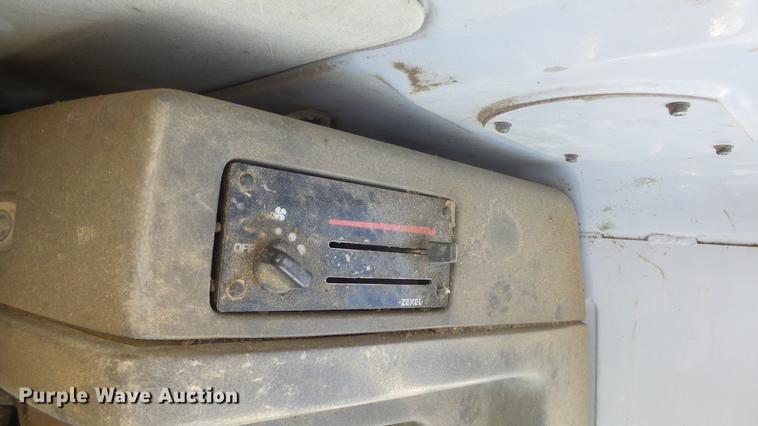 image for item DG2809 John Deere 690E LC excavator