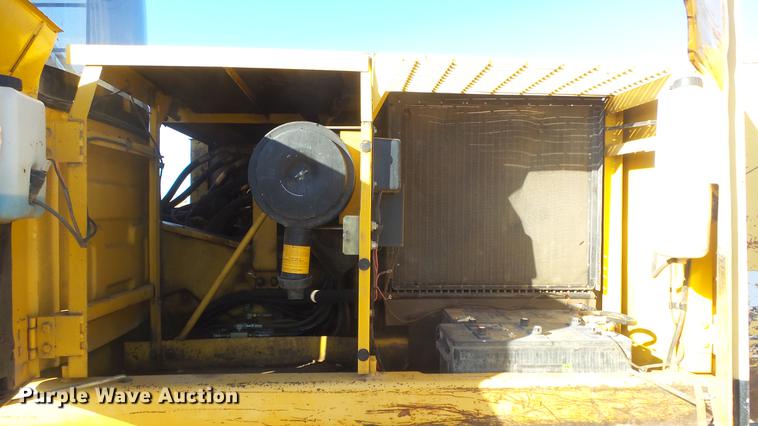 image for item DG2809 John Deere 690E LC excavator