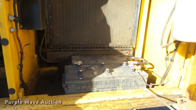 image for item DG2809 John Deere 690E LC excavator