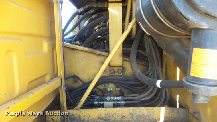 image for item DG2809 John Deere 690E LC excavator