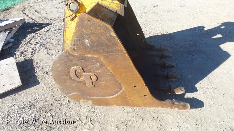 image for item DG2809 John Deere 690E LC excavator