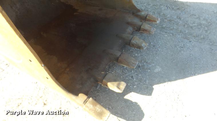 image for item DG2809 John Deere 690E LC excavator